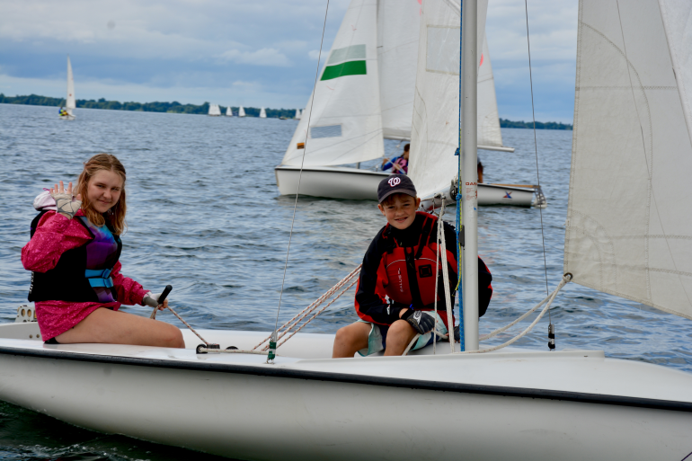 yacht sailing lessons